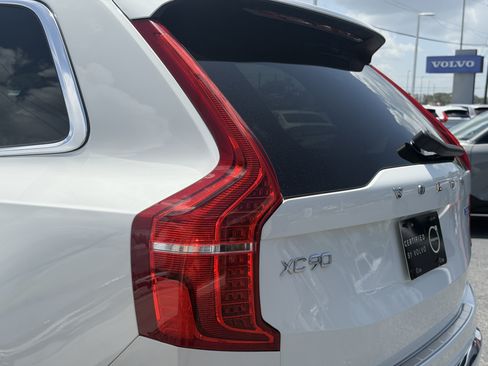 Certified 2023 Volvo XC90 B5 Plus w/ Protection Package Premier AWD/4WD image 9