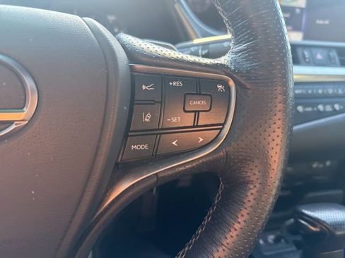 Used 2019 Lexus ES 350 F Sport w/ Accessory Package 2 image 17