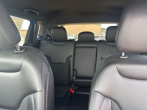 New 2026 Jeep Compass Latitude AWD/4WD image 31