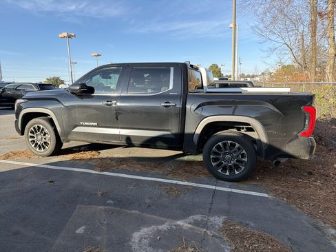 Used 2024 Toyota Tundra Limited w/ Power Package image 8