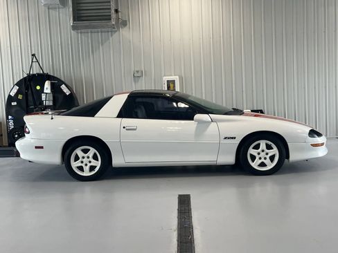 Used 1997 Chevrolet Camaro Z28 w/ Preferred Equipment Group 2 RWD image 2