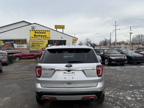 Used 2016 Ford Explorer Limited w/ Equipment Group 301A image 4