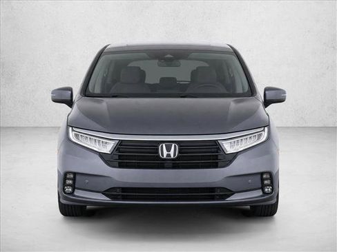 Used 2024 Honda Odyssey Touring image 2