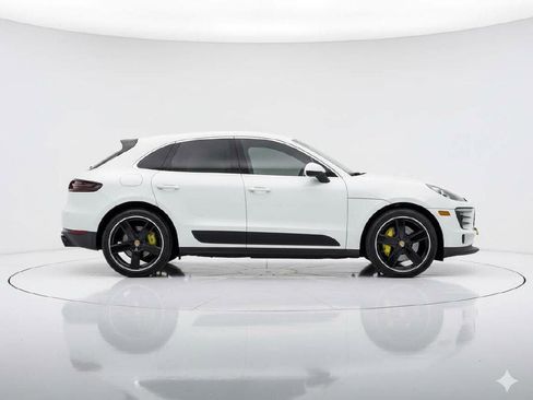 Used 2015 Porsche Macan S image 4