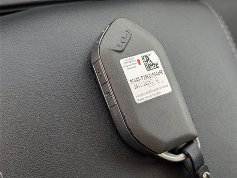 Used 2025 Kia Sorento S w/ Panoramic Sunroof Package FWD image 72
