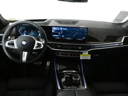 New 2026 BMW X5 xDrive40i w/ M Sport Package AWD/4WD image 17