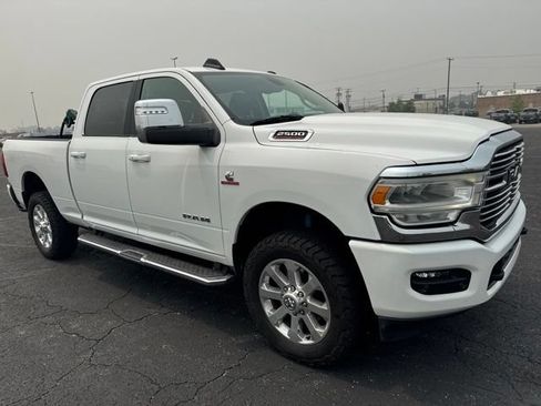 Used 2023 RAM 2500 Laramie AWD/4WD image 3