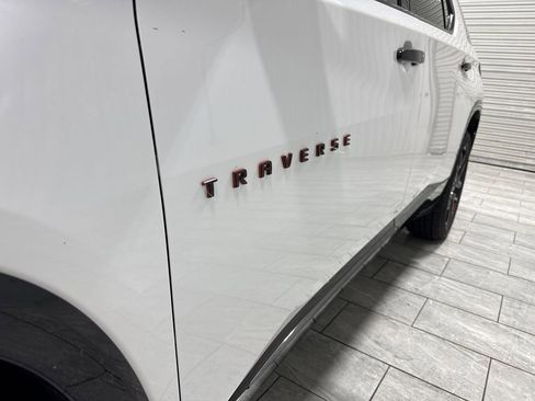Used 2021 Chevrolet Traverse Premier w/ Redline Edition FWD image 33