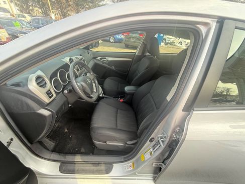 Used 2013 Toyota Matrix L image 8