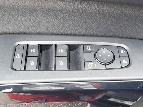 New 2026 Nissan Pathfinder SV AWD/4WD image 7