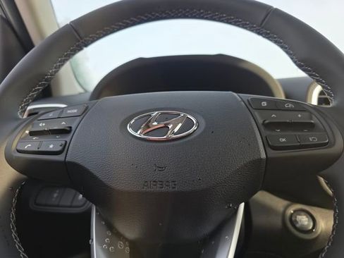 New 2026 Hyundai Venue SEL image 16