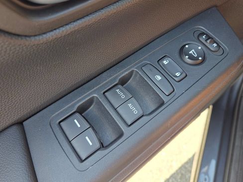 Certified 2025 Honda CR-V Sport image 29