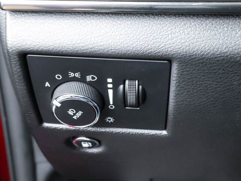 Used 2021 Jeep Grand Cherokee Limited X image 17