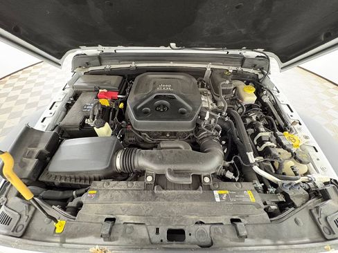 Used 2021 Jeep Wrangler Unlimited Sport AWD/4WD image 31