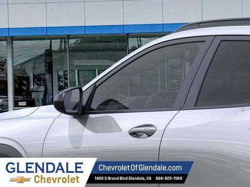 New 2026 Chevrolet Trax RS w/ Driver Confidence Package image 12