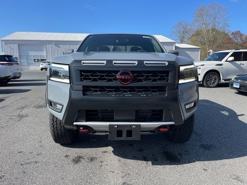 New 2025 Nissan Frontier PRO-4X image 3