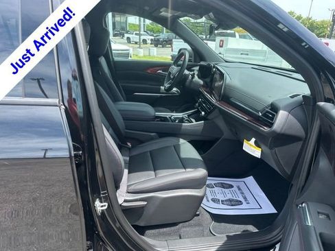 New 2026 Chevrolet Traverse Z71 w/ Driver Confidence Package AWD/4WD image 32