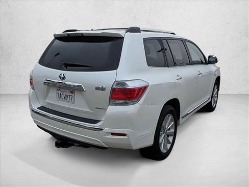 Used 2013 Toyota Highlander Limited image 6