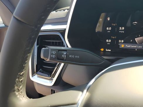 New 2026 GMC Canyon Elevation w/ Convenience Package image 44