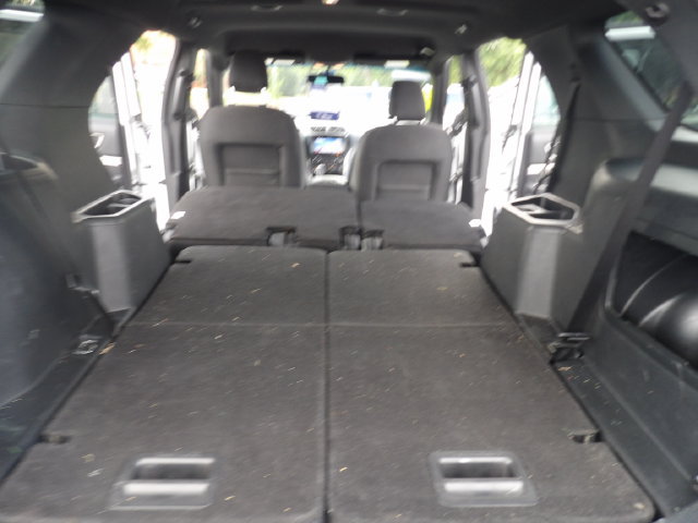 Certified 2019 Ford Explorer XLT w/ Equipment Group 201A FWD image 28