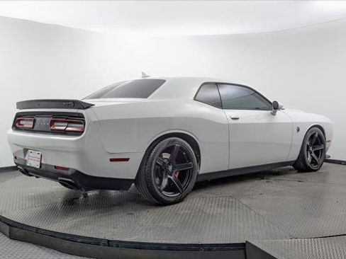 Used 2021 Dodge Challenger SRT Hellcat Redeye RWD image 7