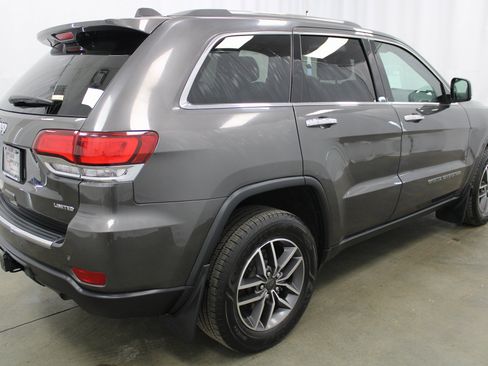 Used 2021 Jeep Grand Cherokee Limited w/ Trailer Tow Group IV image 6