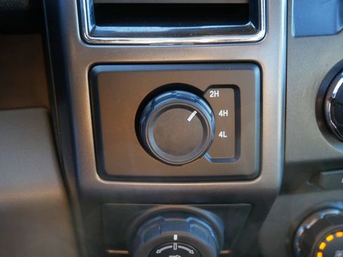 Used 2018 Ford F150 XLT w/ Equipment Group 302A Luxury image 21