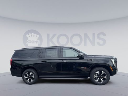 New 2026 GMC Yukon XL AT4 w/ AT4 Premium Plus Package AWD/4WD image 5