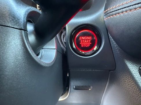 Used 2024 Honda HR-V Sport image 9