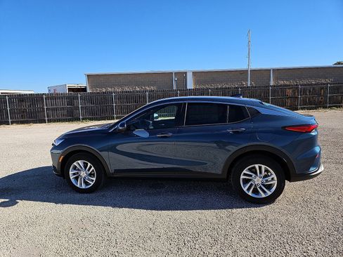 New 2026 Buick Envista Preferred w/ Convenience II Package image 2