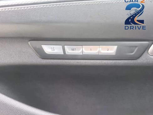 Used 2018 BMW ALPINA B7 xDrive AWD/4WD image 16
