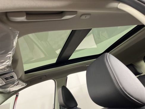 New 2026 Nissan Rogue Platinum image 32