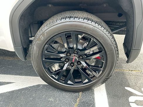 New 2026 GMC Sierra 1500 Elevation w/ Preferred Package AWD/4WD image 24