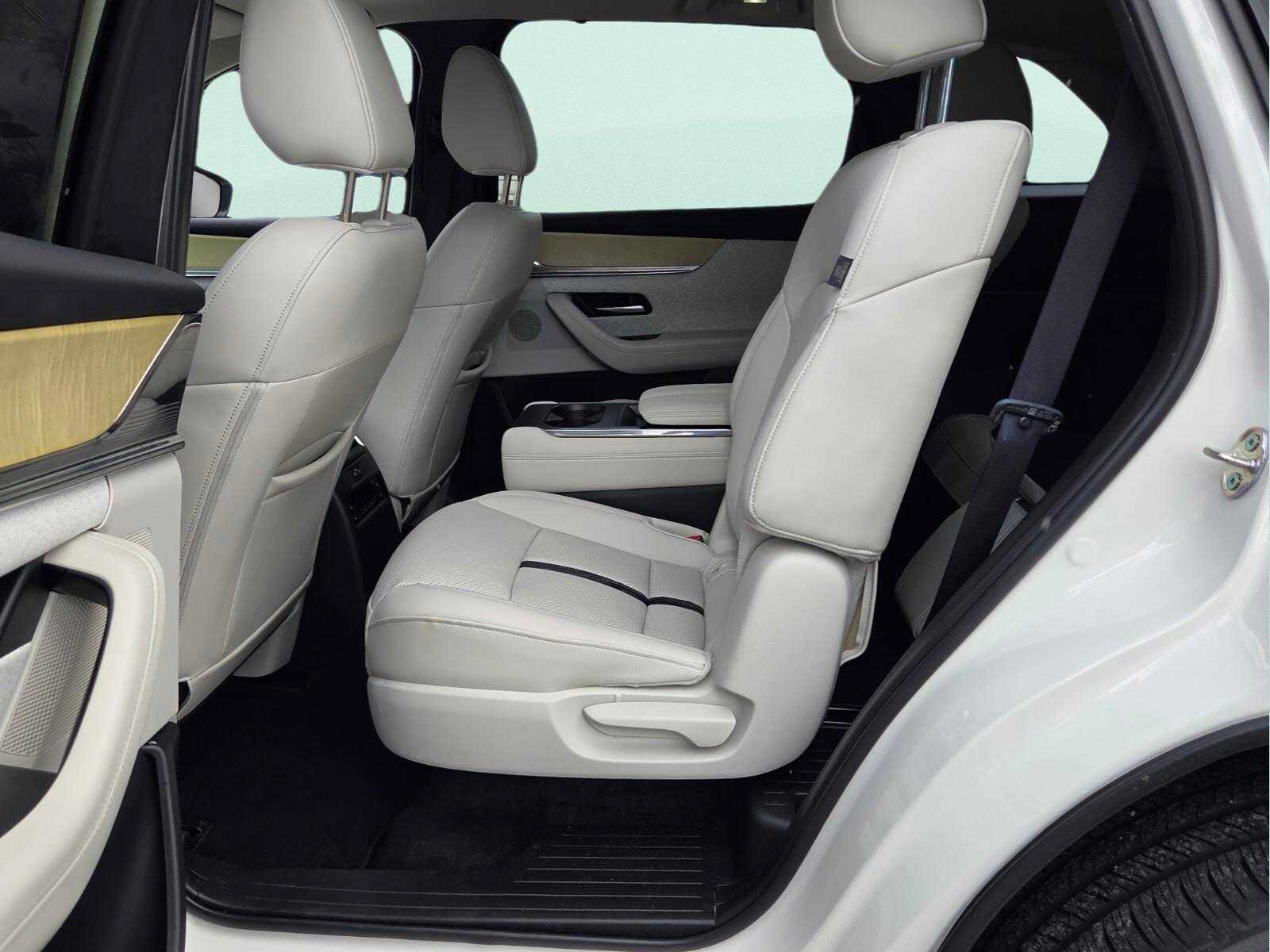 Certified 2025 MAZDA CX-90 3.3 Turbo S w/ Premium Plus AWD/4WD image 4