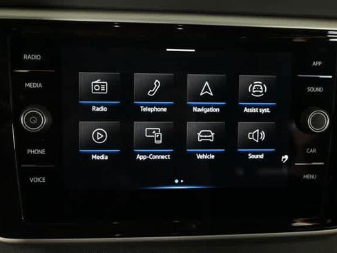 Certified 2023 Volkswagen Atlas Cross Sport SE w/ Panoramic Sunroof Package image 9