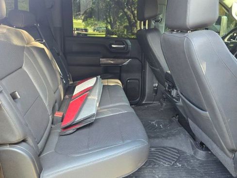 Used 2023 Chevrolet Silverado 2500 LTZ image 9