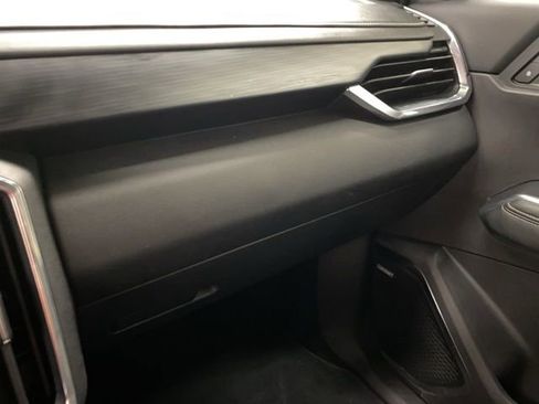 Used 2024 GMC Acadia Elevation image 21