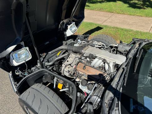 Used 1988 Chevrolet Corvette Convertible RWD image 35