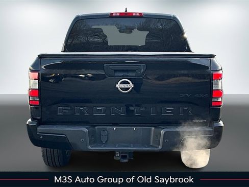 Used 2023 Nissan Frontier SV w/ Midnight Edition Package image 5
