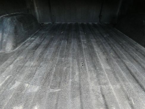 Used 2005 GMC Sierra 1500 SLT w/ Light Duty Power Package image 15