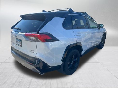 Used 2020 Toyota RAV4 XSE image 6