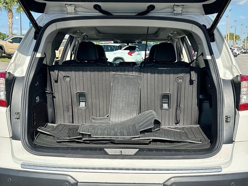 Used 2021 Subaru Ascent Limited w/ Technology Package AWD/4WD image 28
