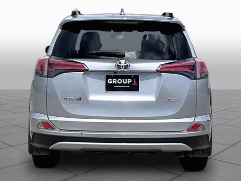 Used 2018 Toyota RAV4 XLE w/ Plus Extra Value Package image 5