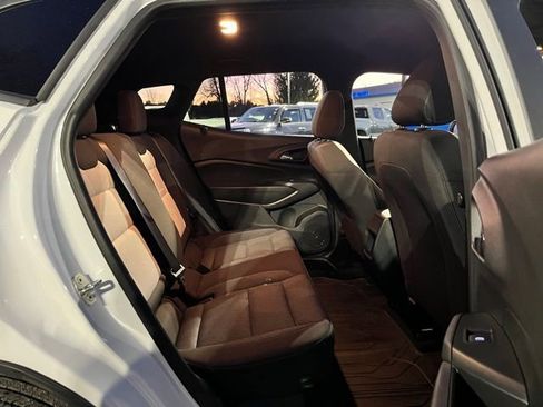 Used 2024 Chevrolet Trax RS w/ Driver Confidence Package image 19