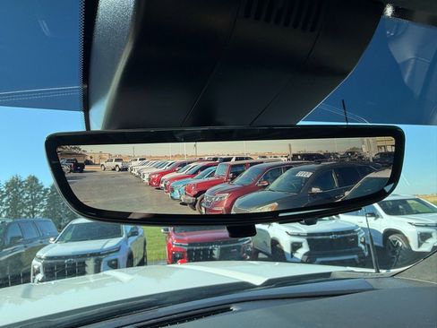 Used 2024 GMC Sierra 2500 AT4X image 21