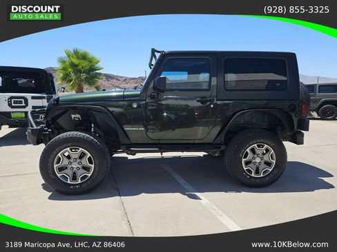 Used 2010 Jeep Wrangler Rubicon w/ PWR Convenience Group AWD/4WD image 4