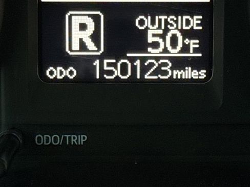 Used 2017 Toyota Corolla LE image 30