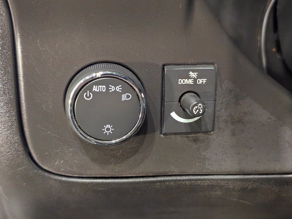 Used 2022 Chevrolet Express 2500 w/ Driver Convenience Package RWD image 10