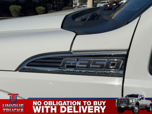 Used 2016 Ford F350 XLT w/ XLT Interior Package image 12