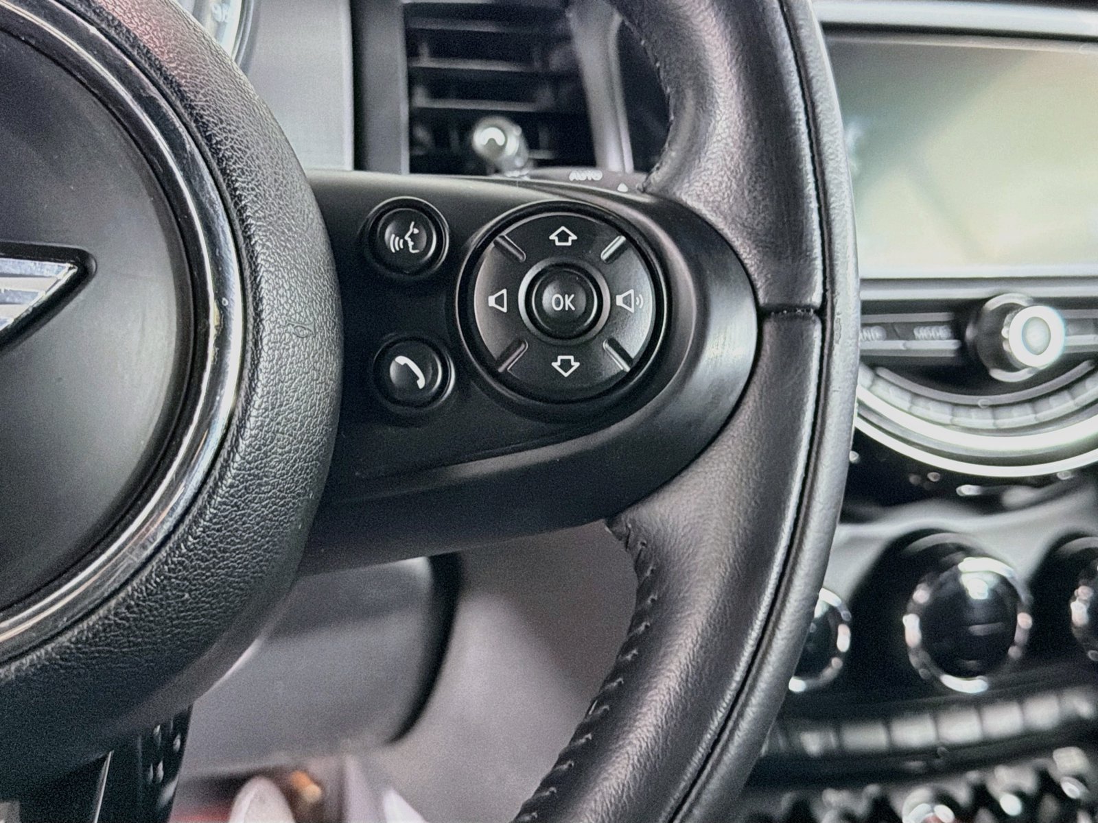Used 2018 MINI Cooper Convertible FWD image 29
